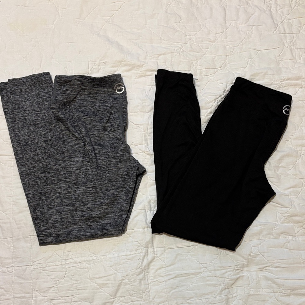Magellan Outdoors Women's Dual Pack Gray‎ and Black Leggings